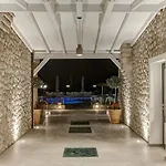 Anemolia Parga 4*