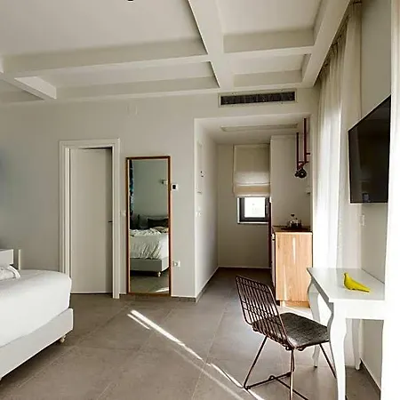 Anemolia Parga Hotel 4*