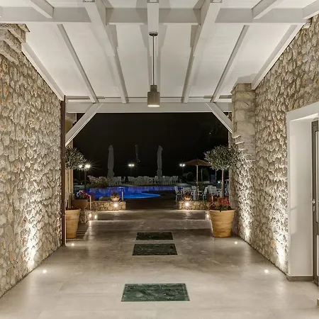Anemolia Parga 4*