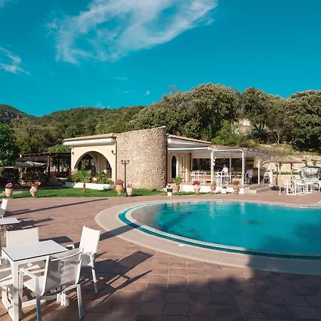 Anemolia Parga Hotel